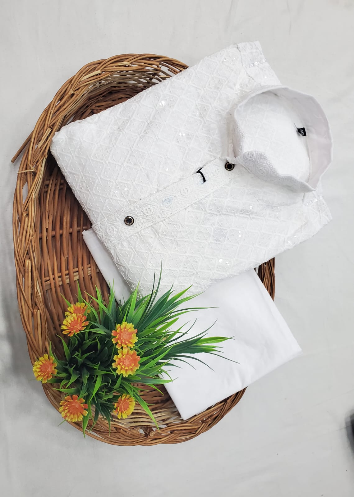 White kurta set @ DressingStylesCA.com