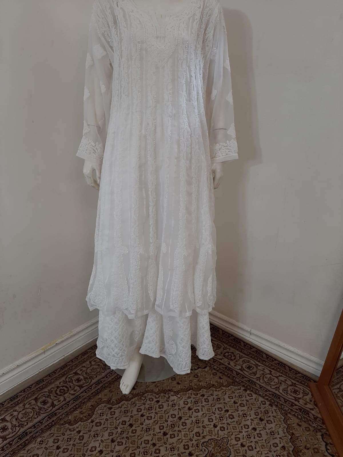 24 Khalidhar White Chikankari Kurti (Handwork) @ DressingStylesCA.com