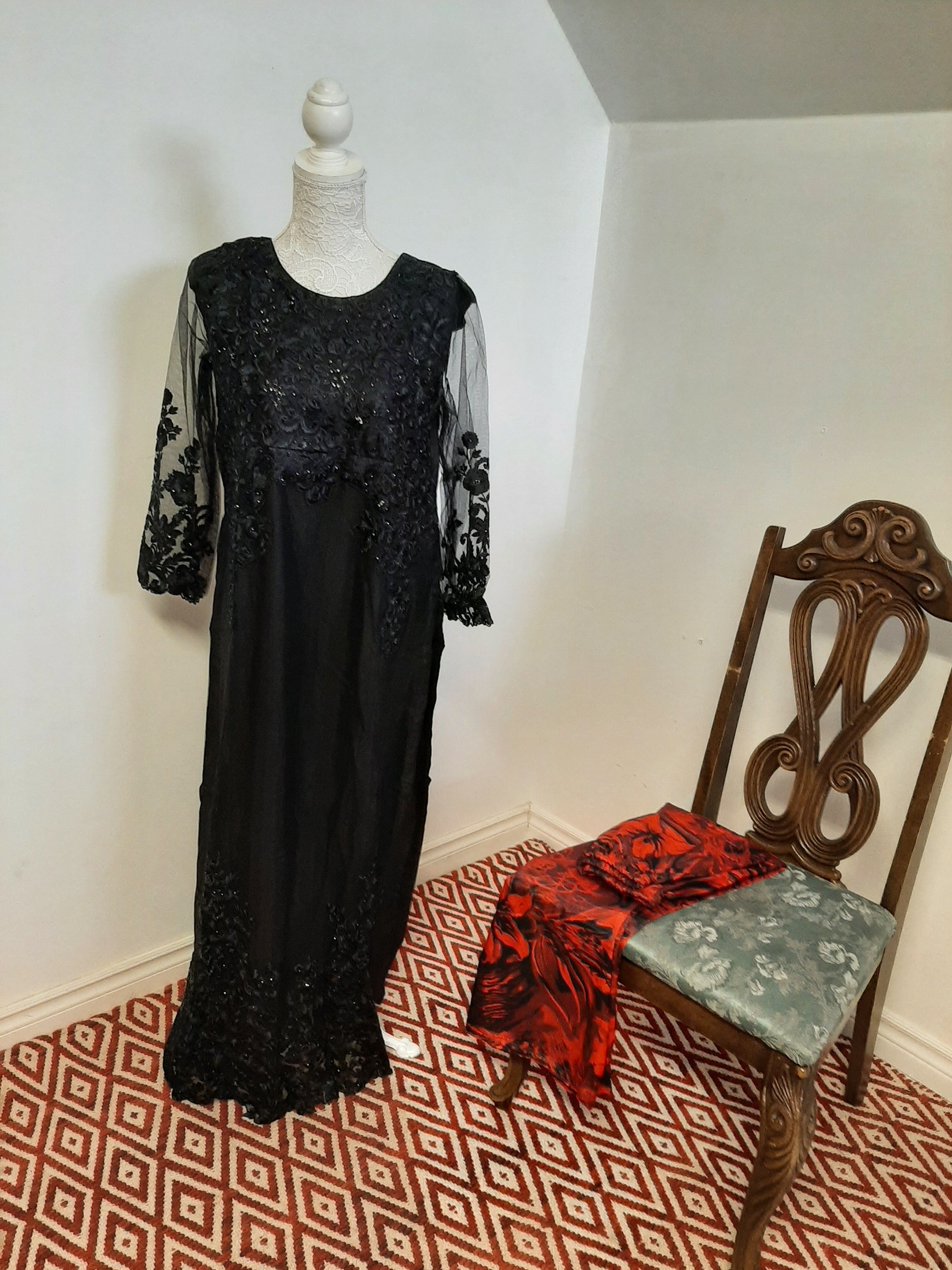 Black Kurti- Red Printed Palazzo & Red Dupatta @ DressingStylesCA.com