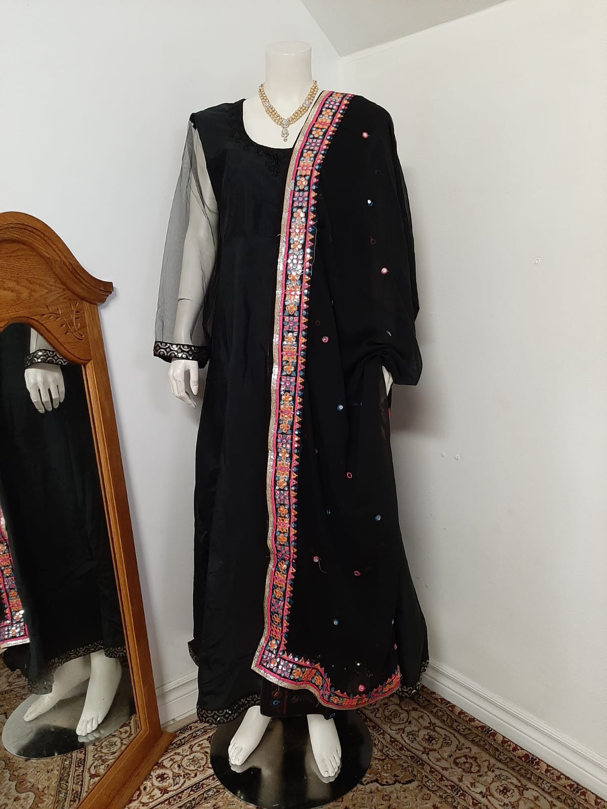 Black Long Gown- Embroidered Dupatta @ DressingStylesCA.com