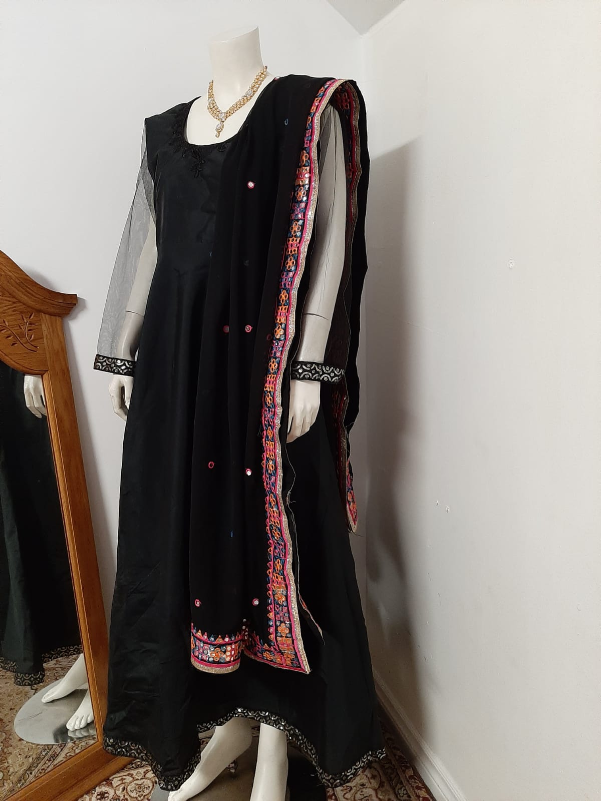Black Long Gown- Embroidered Dupatta @ DressingStylesCA.com