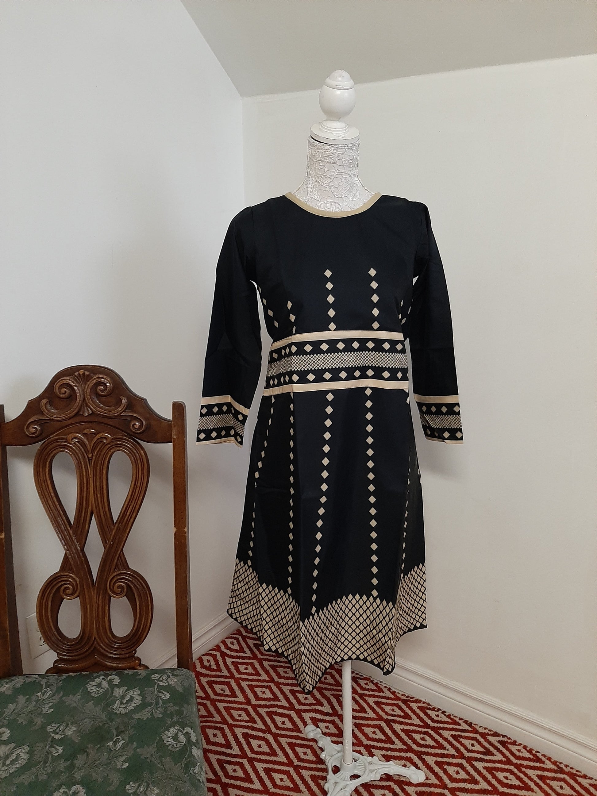 Short Top - Black Printed @ DressingStylesCA.com