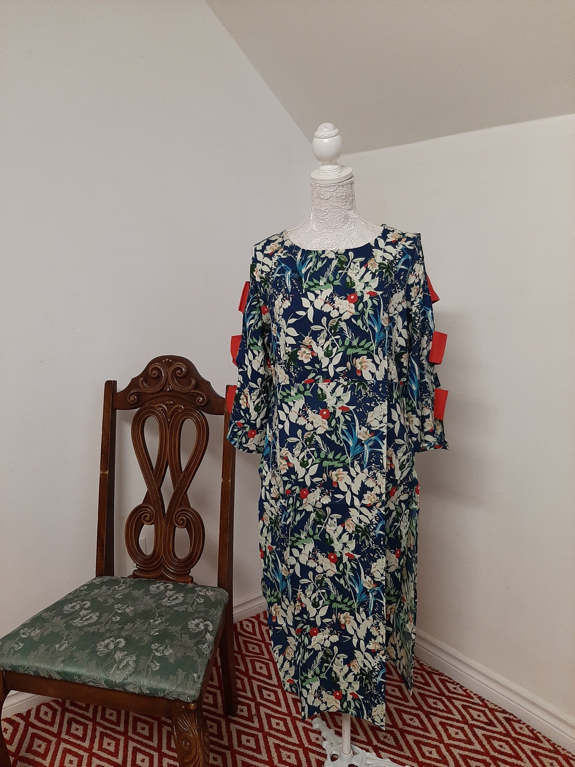 Blue Floral Kurti with Red Hand Bands @ DressingStylesCA.com