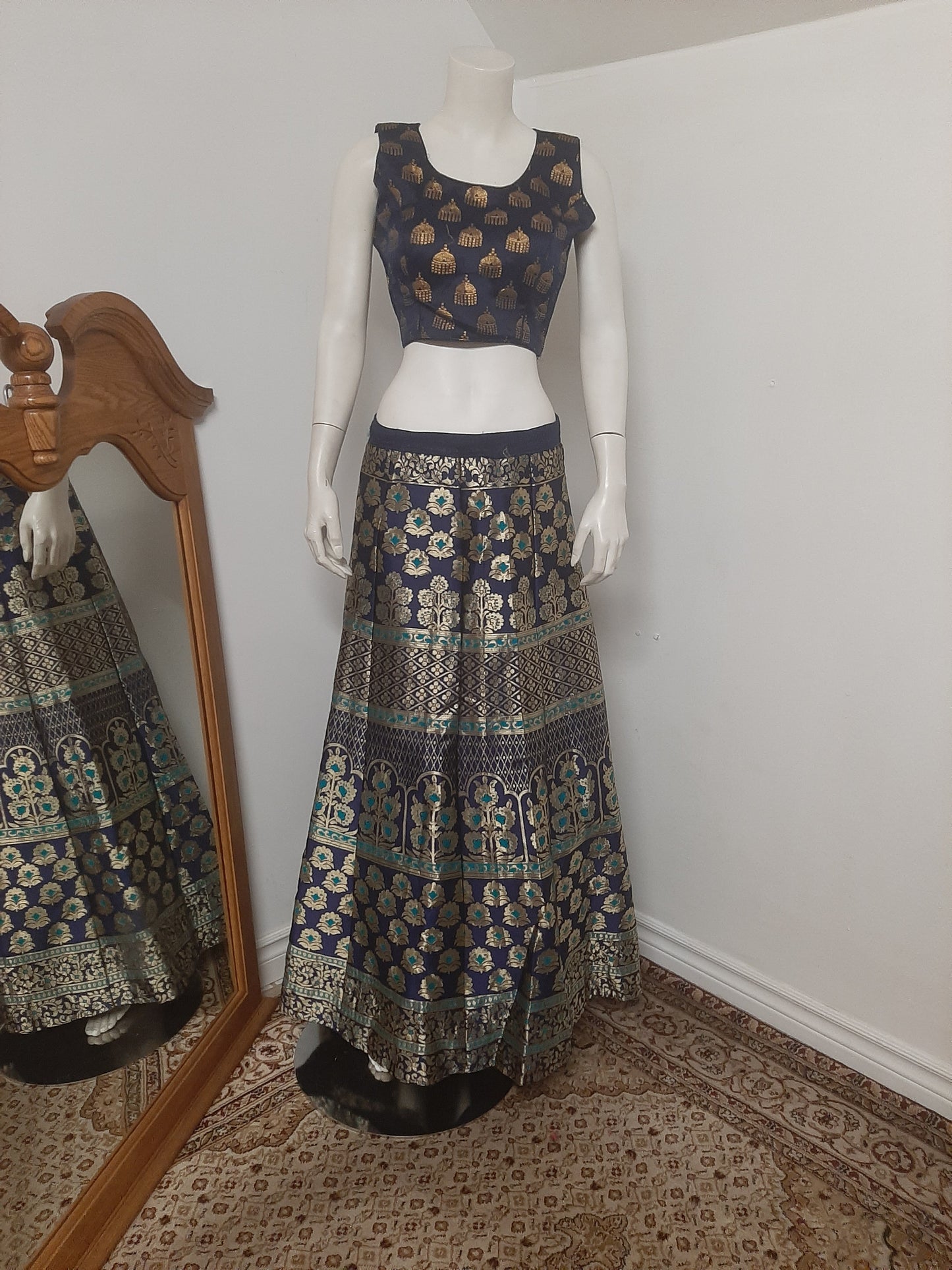 Blue Lehenga & Turquoise Green Dupatta @ DressingStylesCA.com
