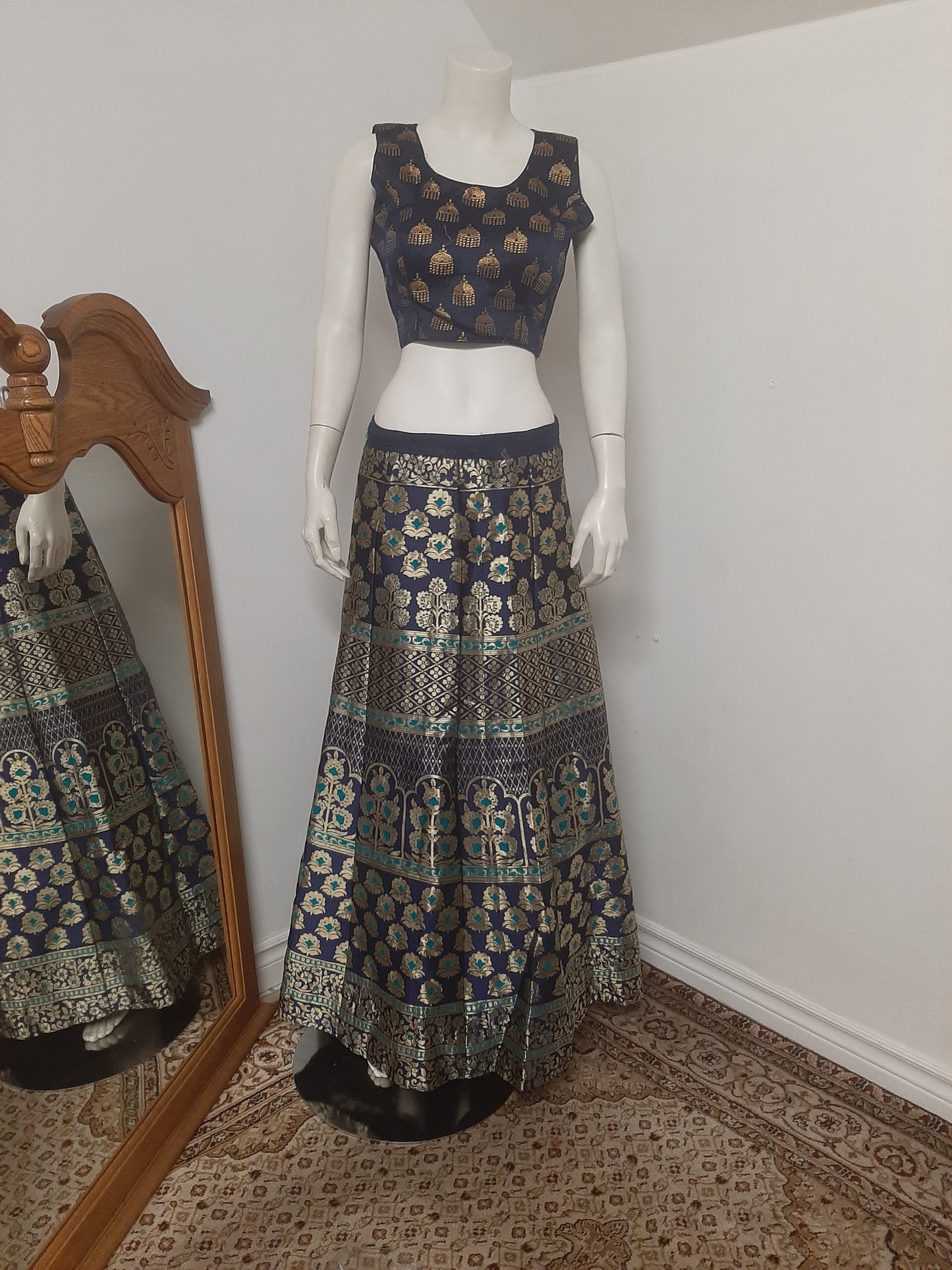 Blue Lehenga & Turquoise Green Dupatta @ DressingStylesCA.com