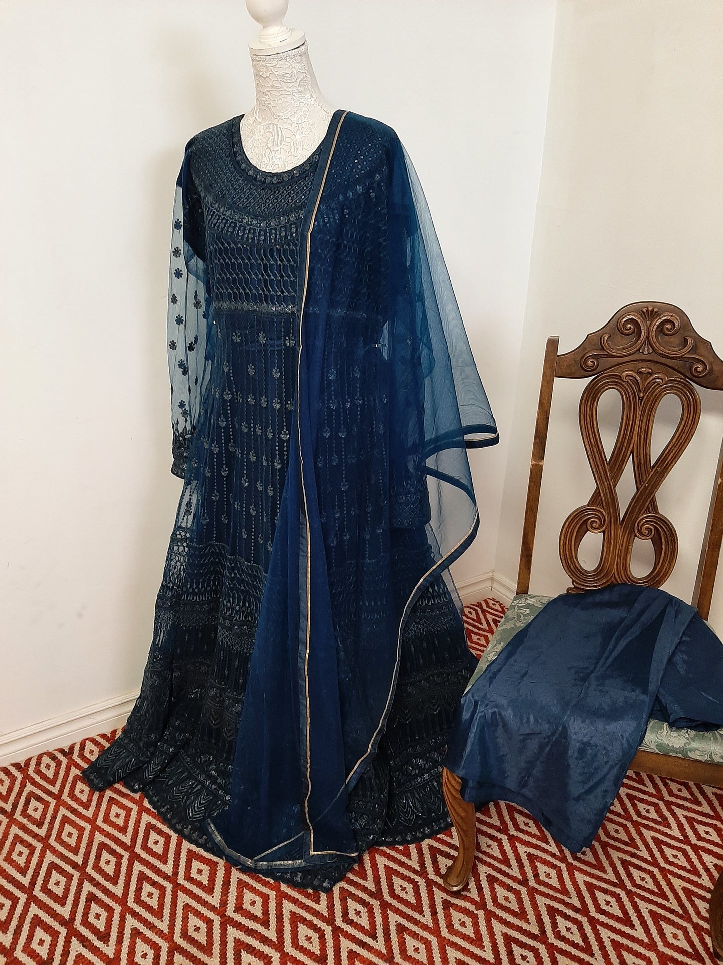 Blue Suit @ DressingStylesCA.com
