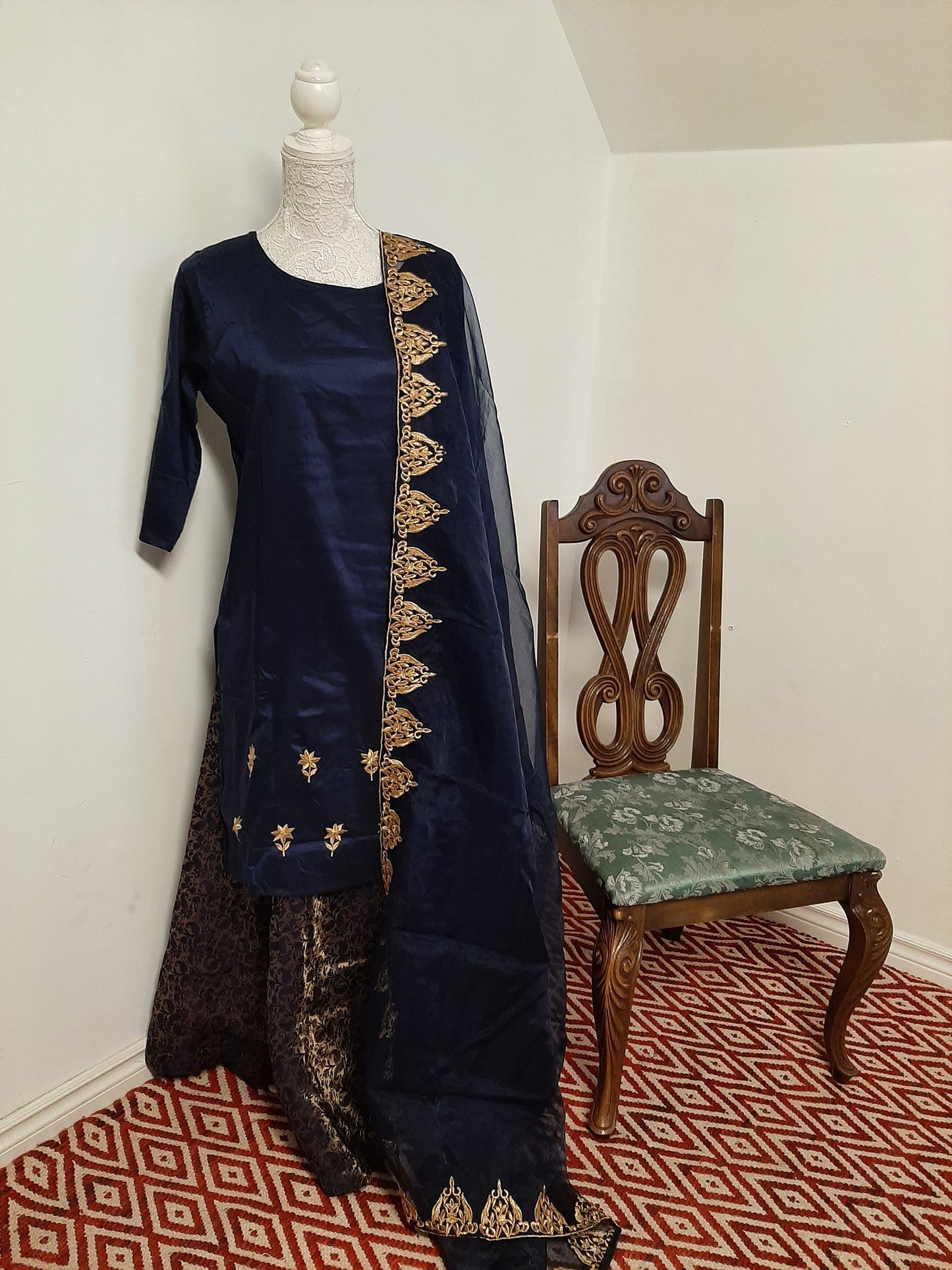 Brocade Lehenga with Long kurti (Juggo Lehenga) @ DressingStylesCA.com