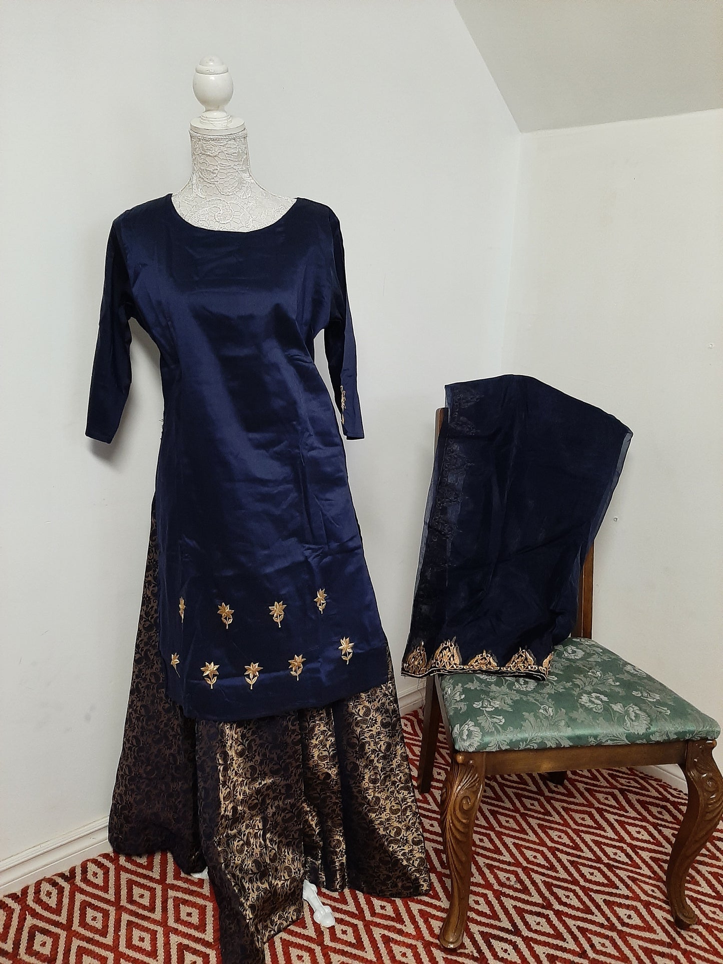 Brocade Lehenga with Long kurti (Juggo Lehenga) @ DressingStylesCA.com