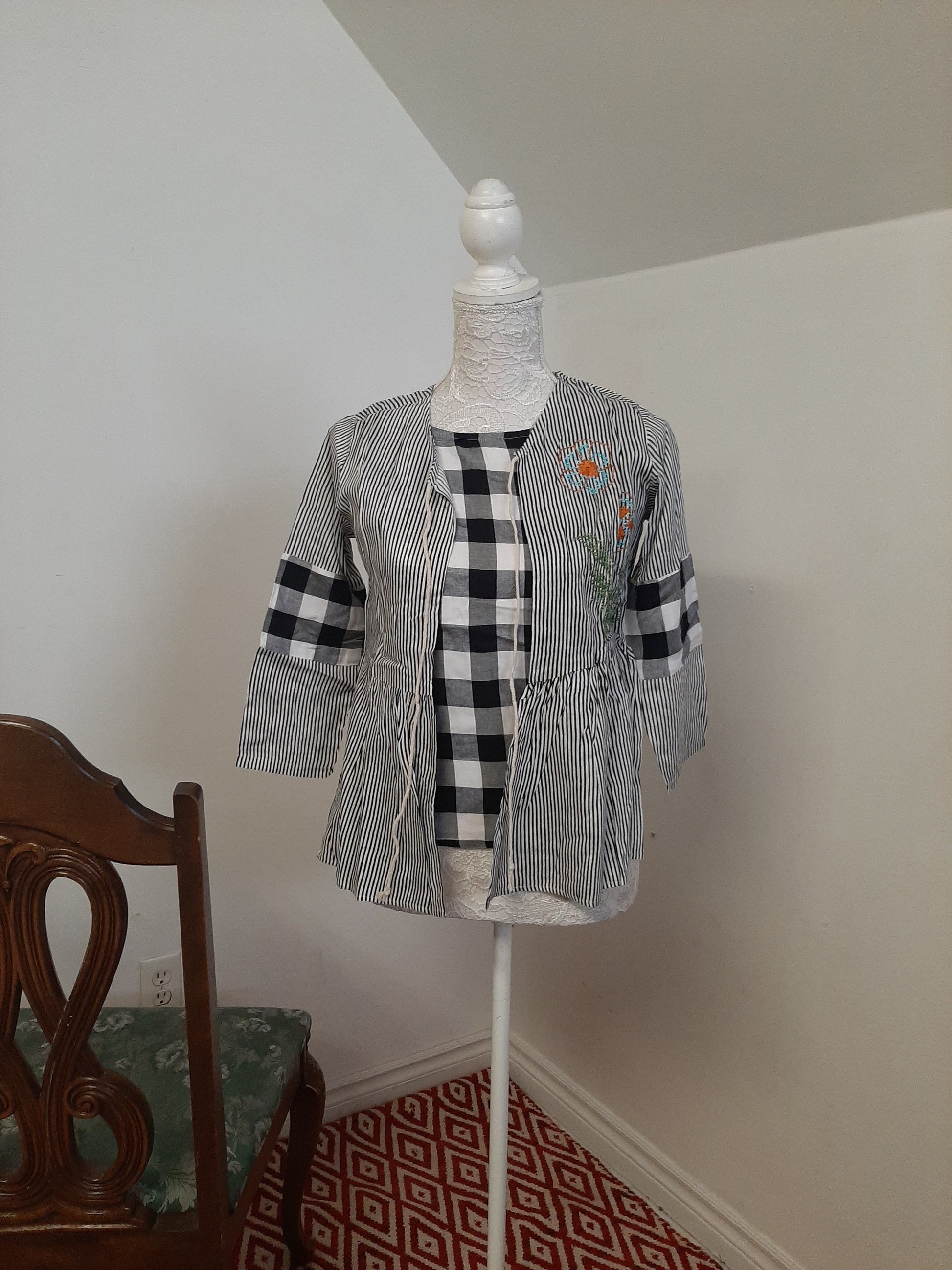Checkered Black& White Top With Shrug @ DressingStylesCA.com