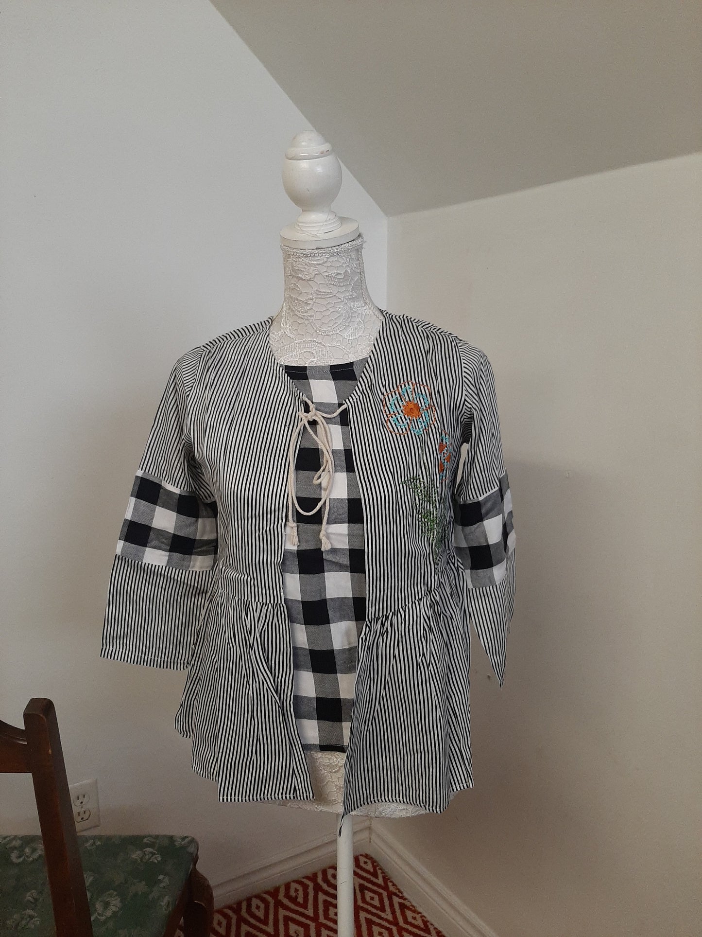 Checkered Black& White Top With Shrug @ DressingStylesCA.com