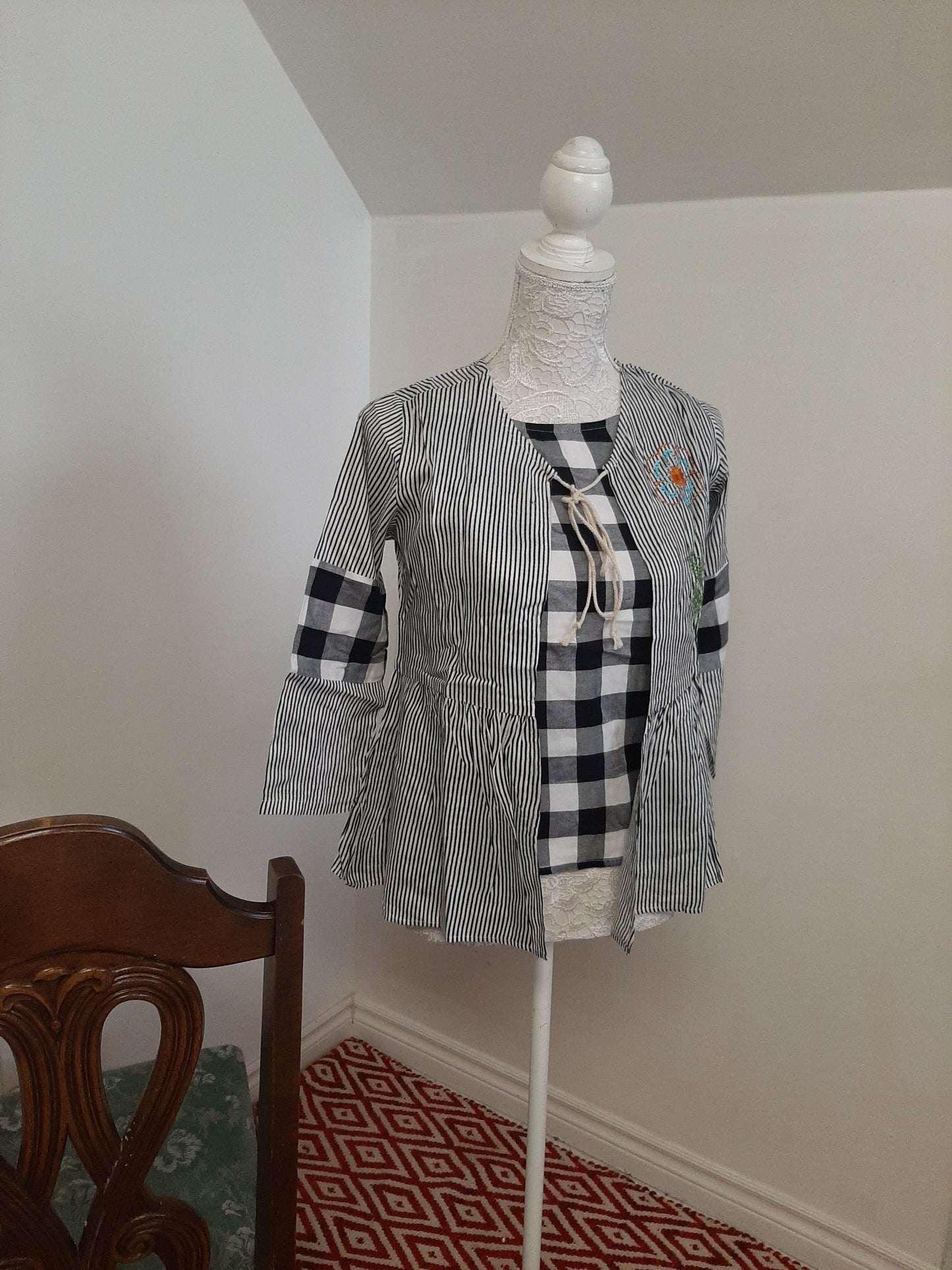 Checkered Black& White Top With Shrug @ DressingStylesCA.com