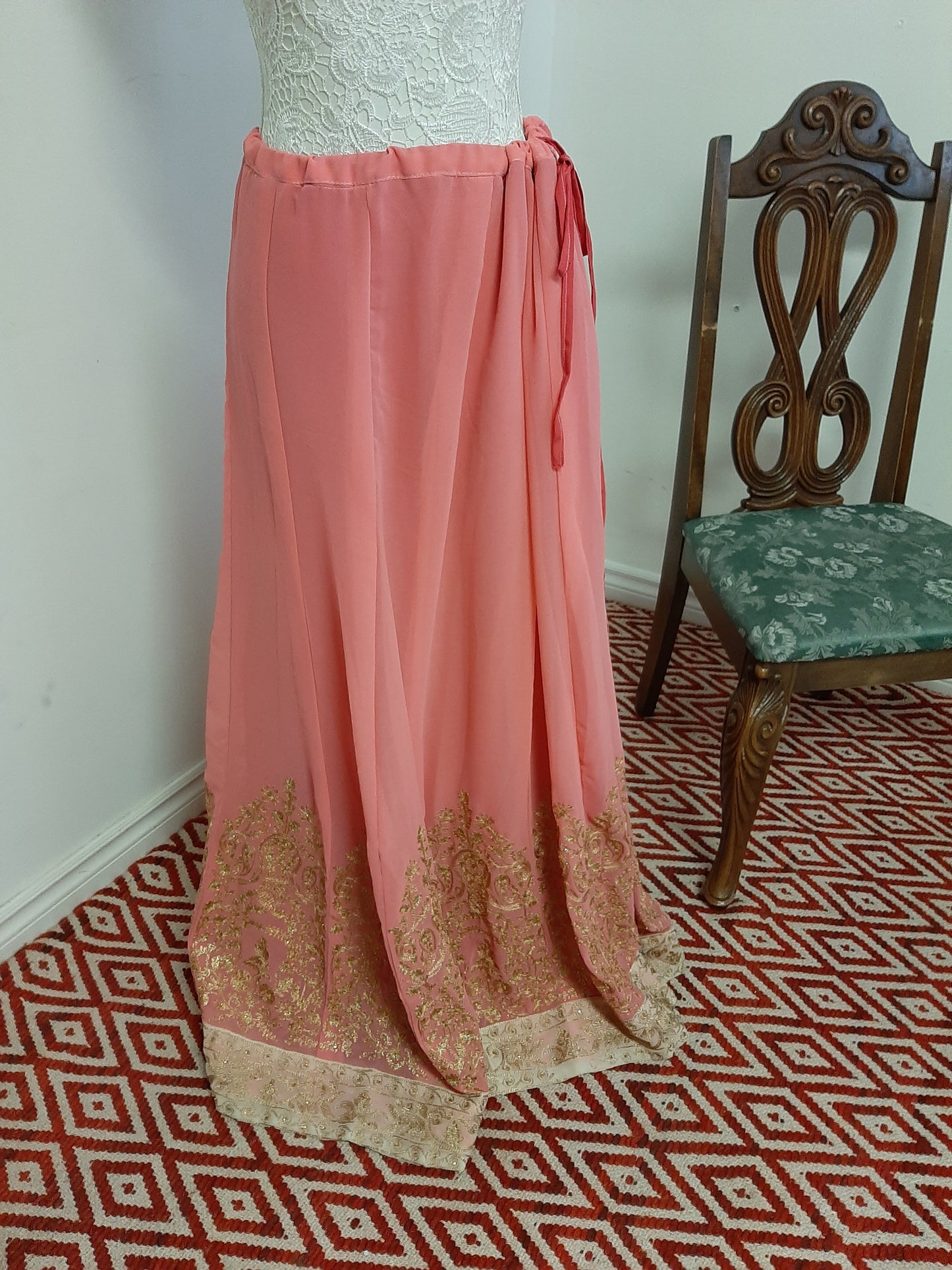 Cream Kurti & Pink Lehenga @ DressingStylesCA.com