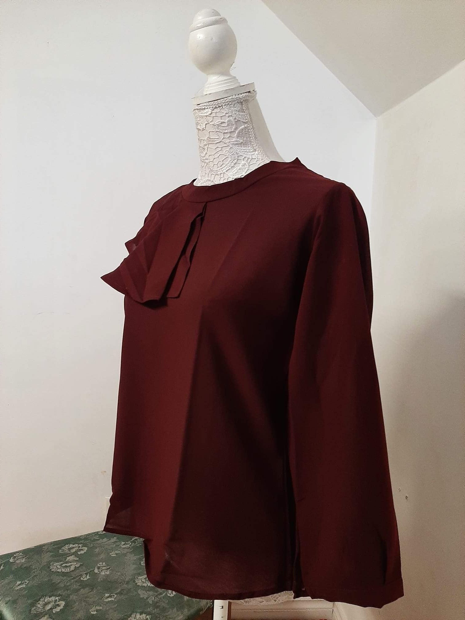 Short Top- Maroon @ DressingStylesCA.com