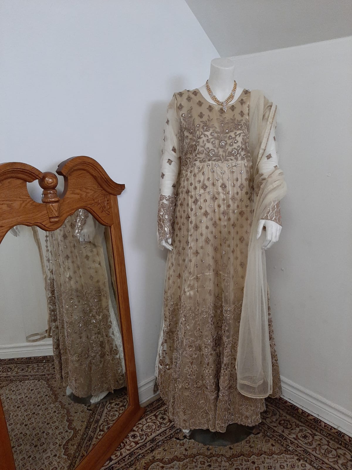 Gold Suit @ DressingStylesCA.com