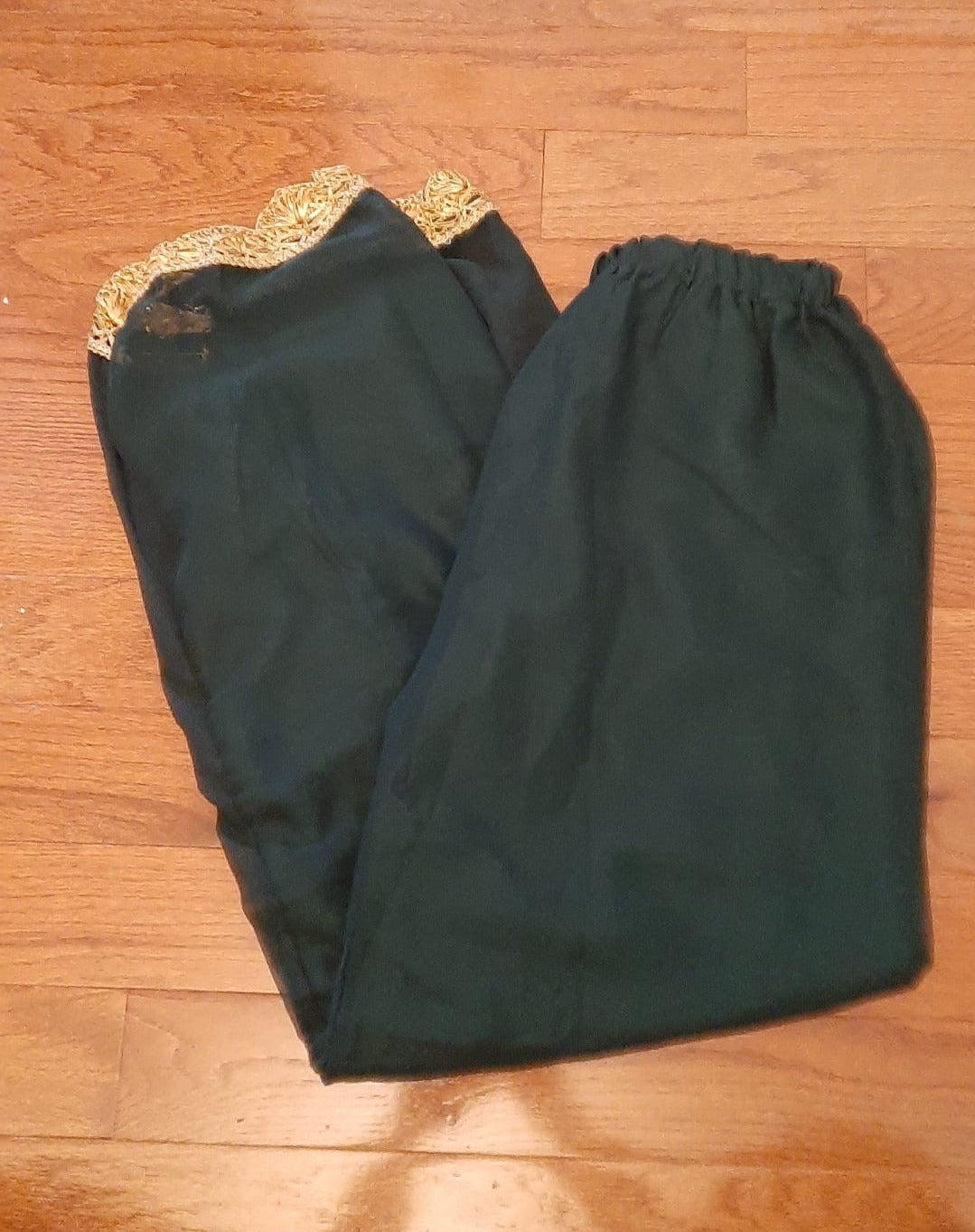 Green Parallels @ DressingStylesCA.com