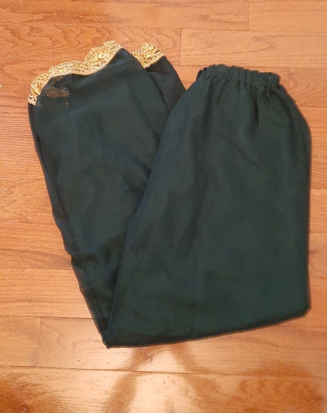 Green Parallels @ DressingStylesCA.com