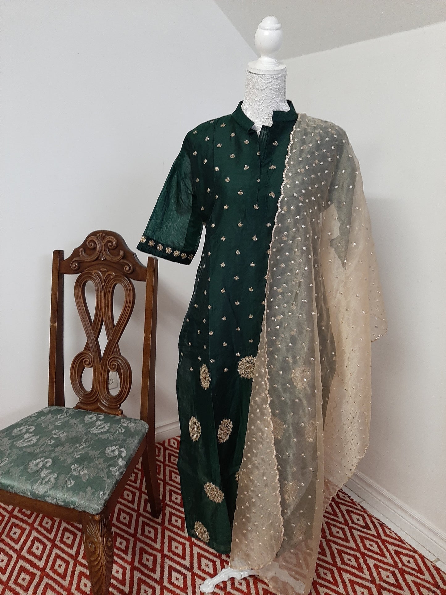 Green Straight Kurti with Golden Dupatta @ DressingStylesCA.com