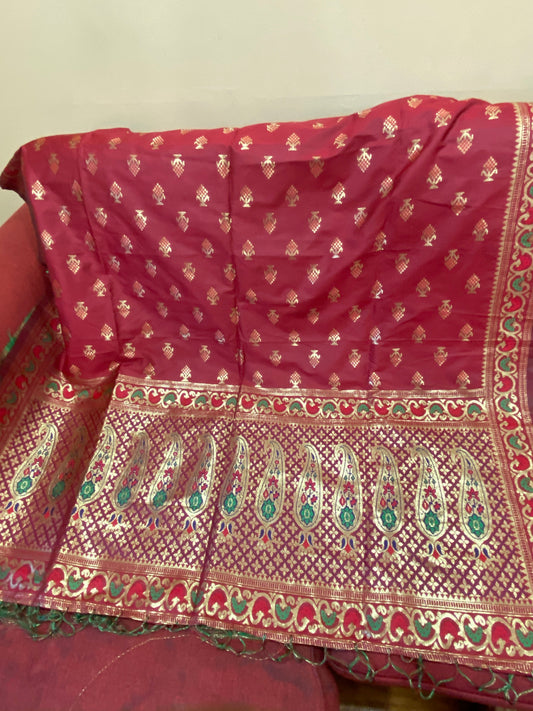 Maroon Banarasi Duppata @ DressingStylesCA.com
