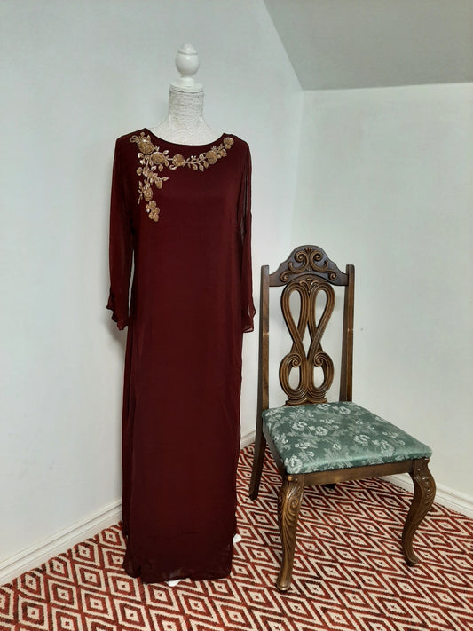 Maroon Long Gown with a lovely Design @ DressingStylesCA.com