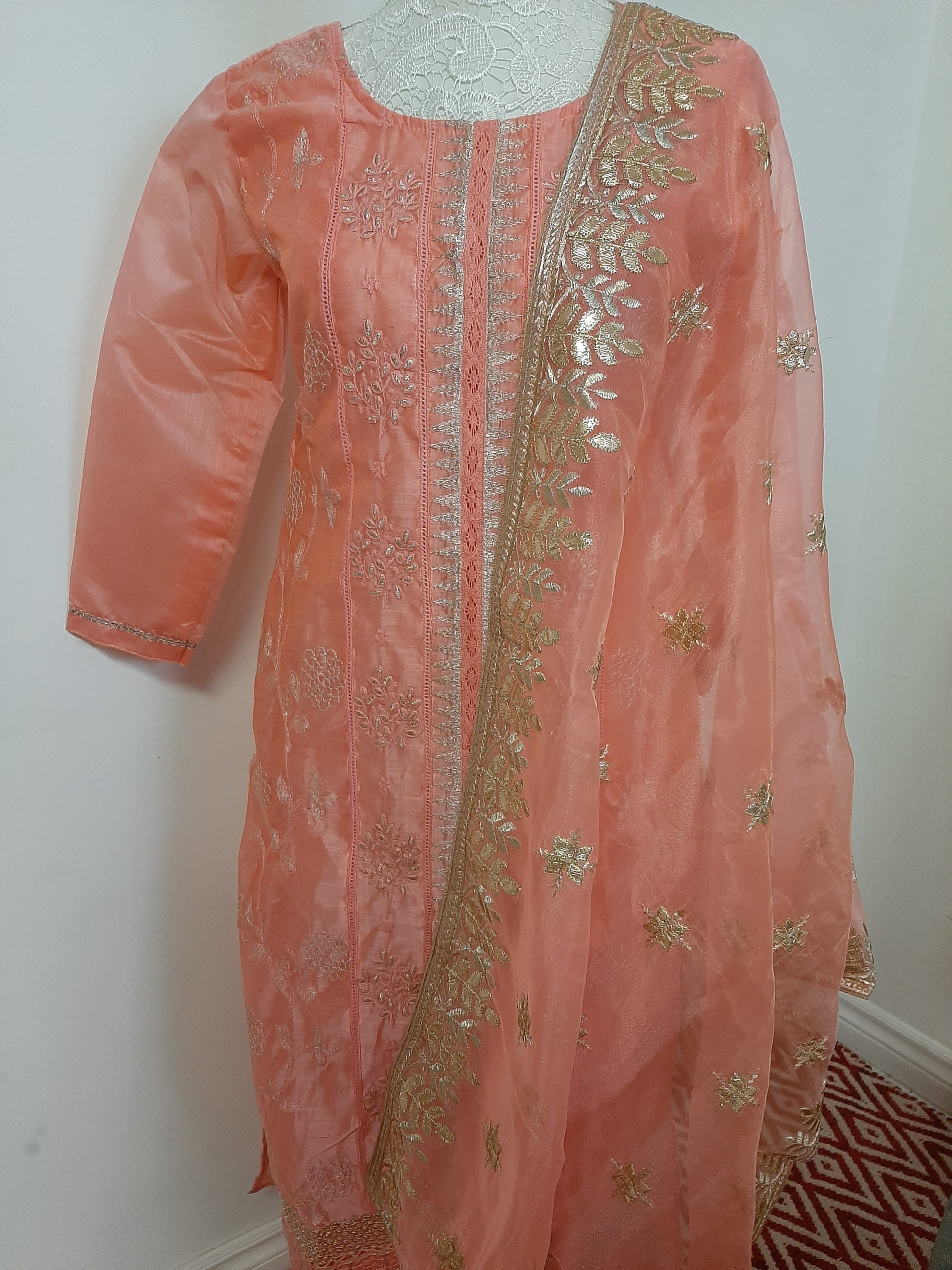 Peach Colored Kurti with Net Dupatta @ DressingStylesCA.com