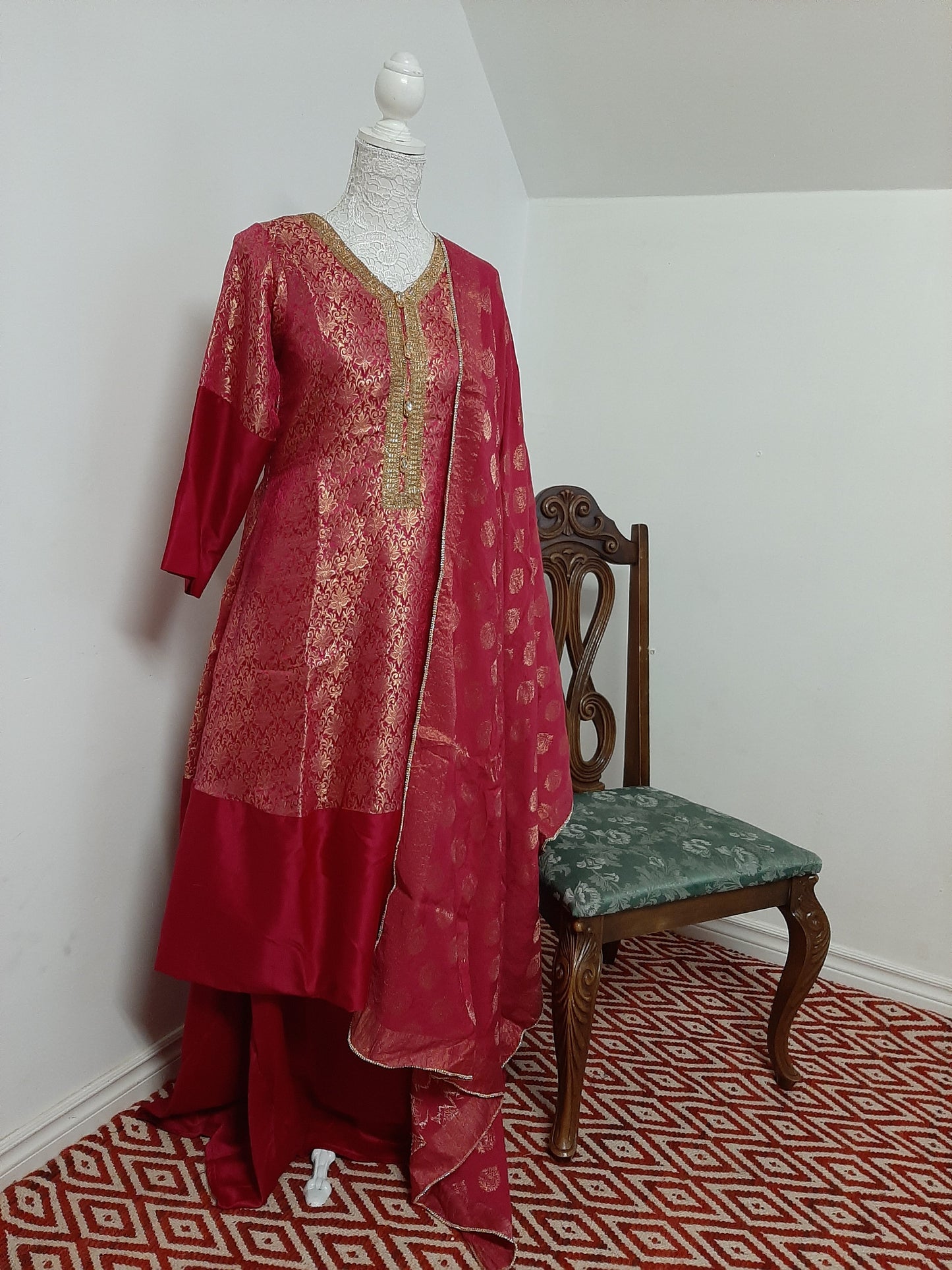 Silk and Zari Gulabi Pink Kurti and Skirt @ DressingStylesCA.com