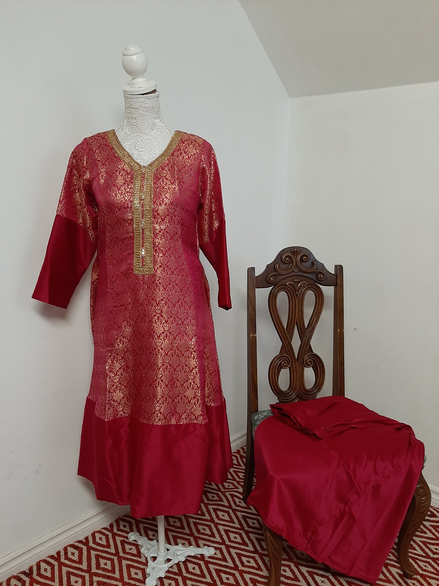 Silk and Zari Gulabi Pink Kurti and Skirt @ DressingStylesCA.com