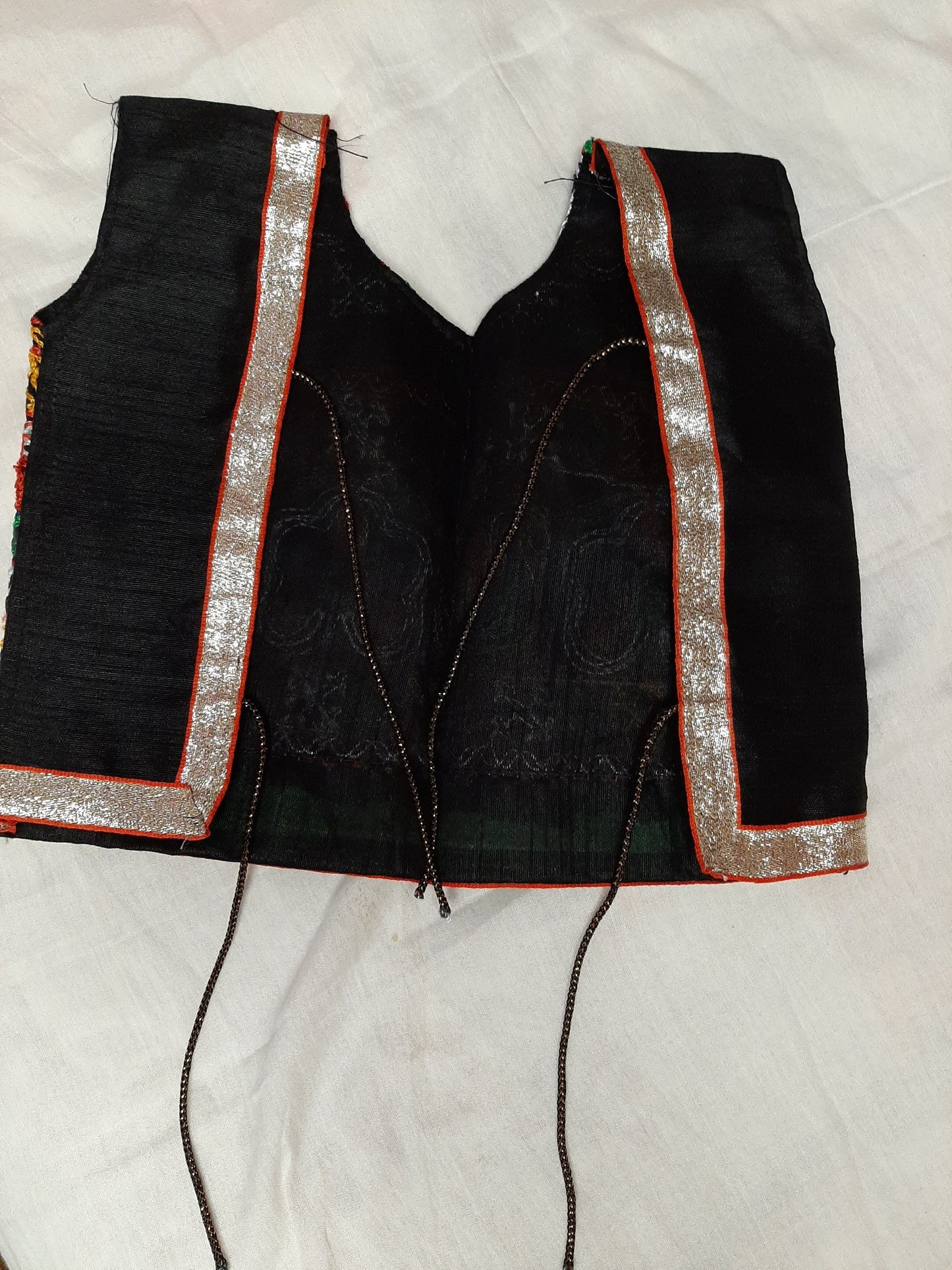 Traditional Gujarati Ghagra Choli- Red- Age 5-7 @ DressingStylesCA.com