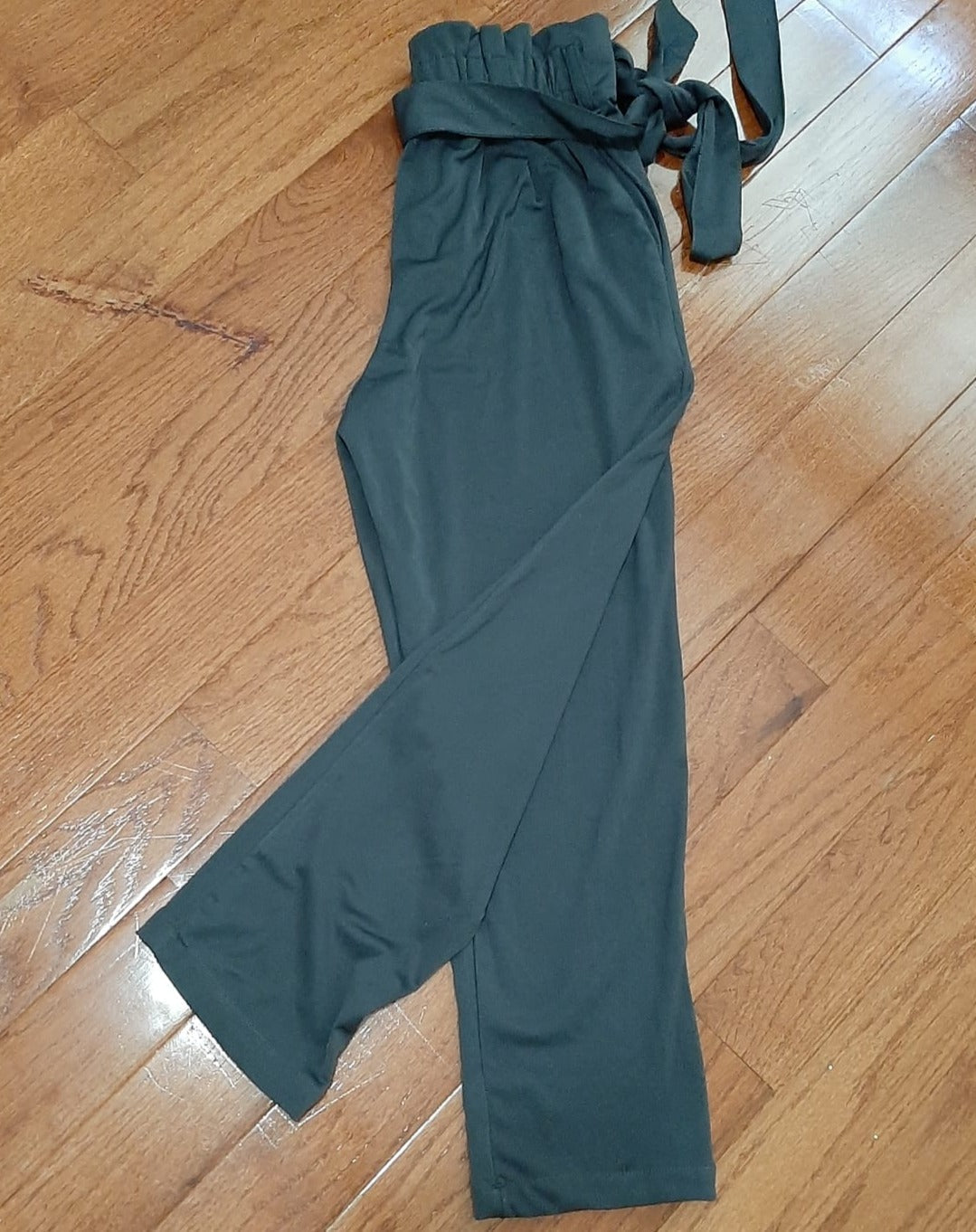 Trendy Grey Thin Pant with Belt @ DressingStylesCA.com