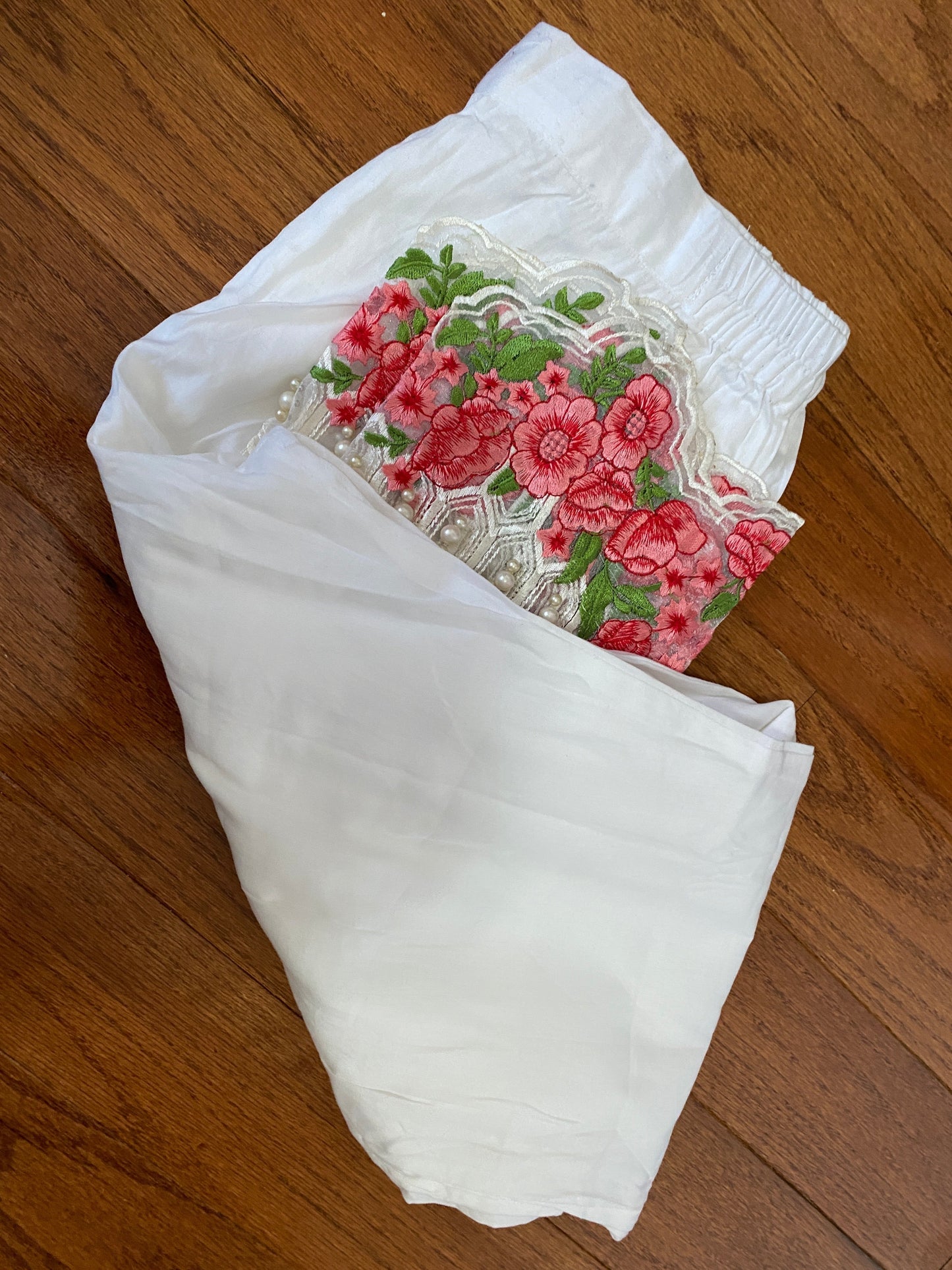 White Cigarette Pants @ DressingStylesCA.com