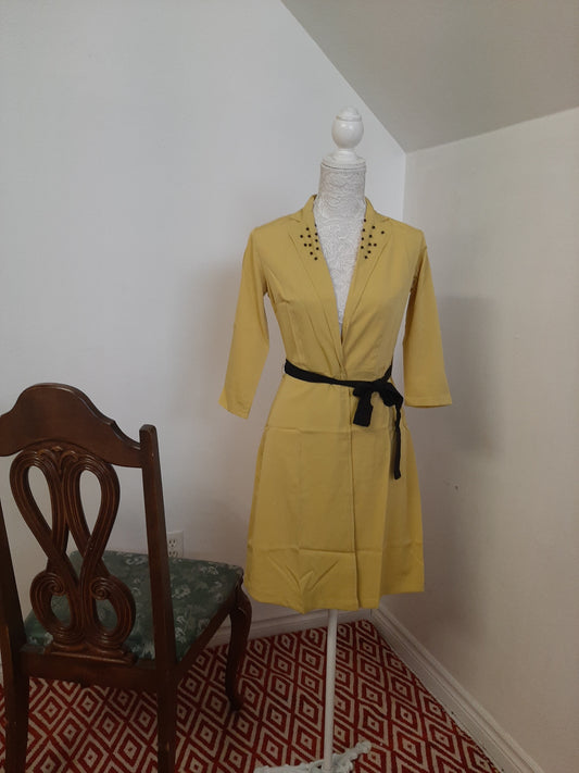 Yellow Jacket @ DressingStylesCA.com