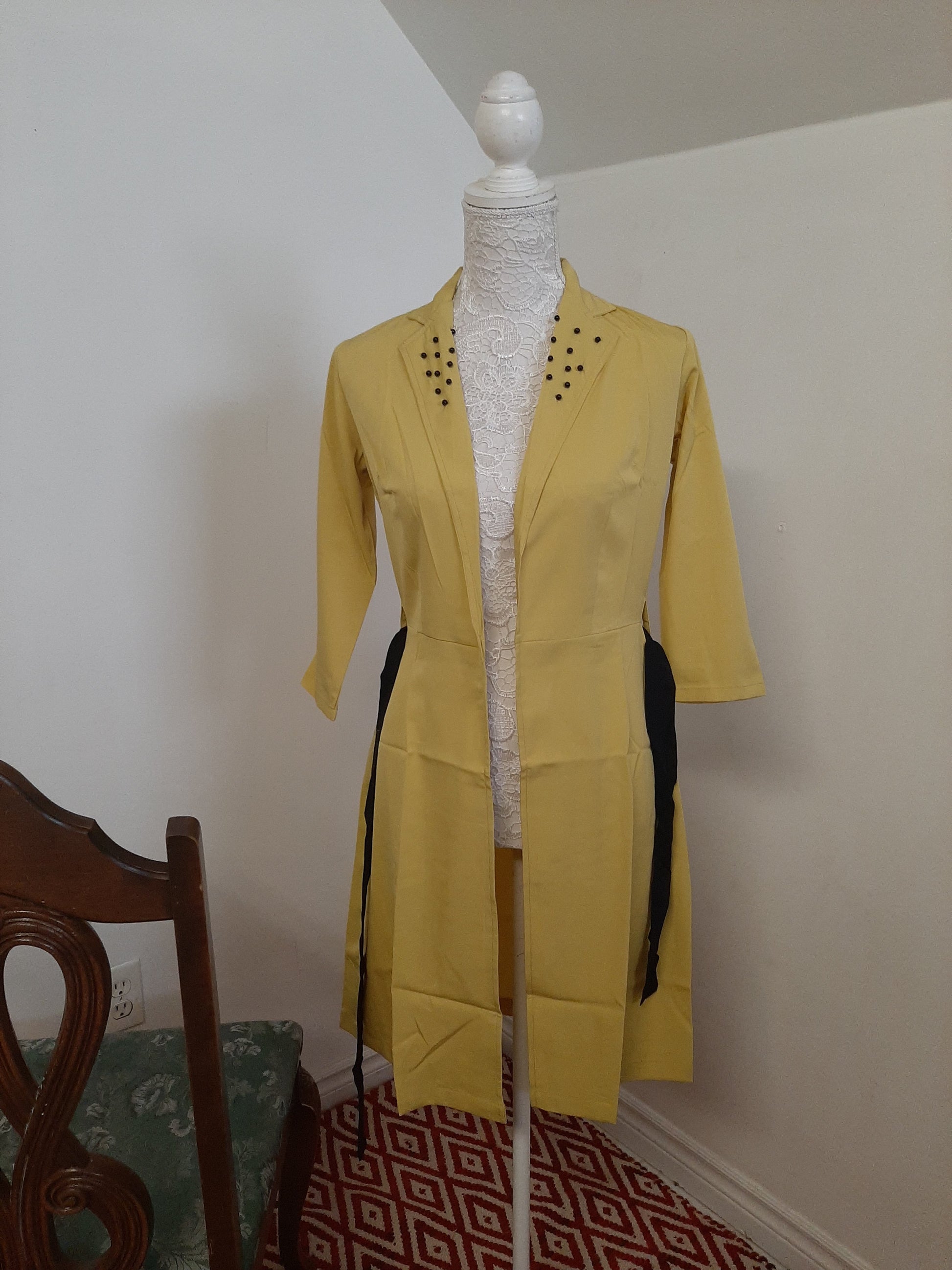 Yellow Jacket @ DressingStylesCA.com