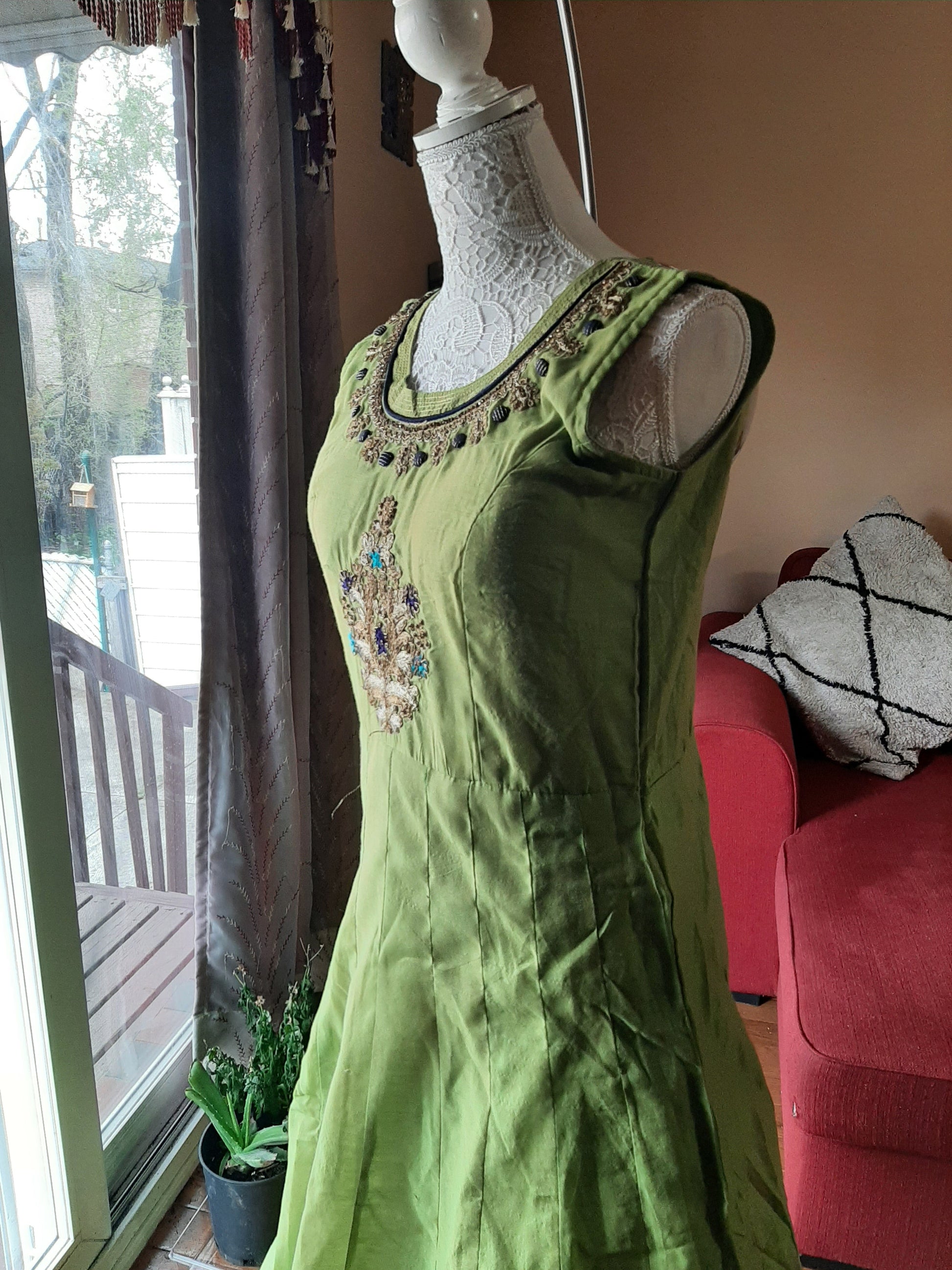 Green Long Gown With Blue Dupatta @ DressingStylesCA.com