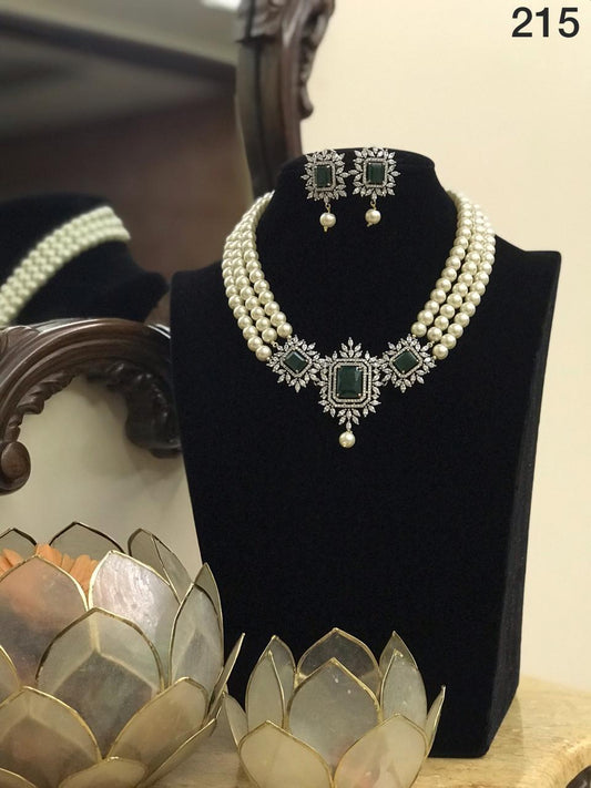 Pearl beads choker @ DressingStylesCA.com